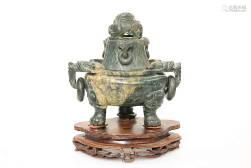 A LARGE CHINESE CARVED SPINACH JADE CENSER