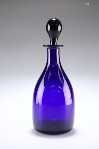 A BRISTOL BLUE MALLET-SHAPED GLASS DECANTER AND STOPPER