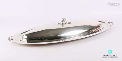 Covered oval fish serving platter, with the catch …