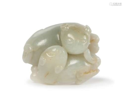CARVED JADE CAT PAIR TOGGLE