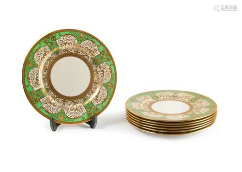 SET OF SEVEN LENOX B.357.G PATTERNED GILT PLATES