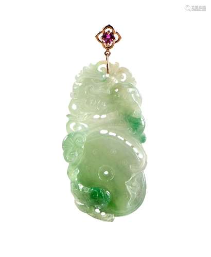 FOO LION JADE PENDANT