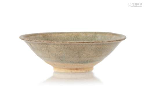 CELADON GLAZED DISH