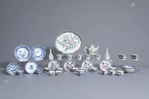 A collection of Chinese blue and white, Imari styl...