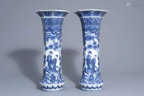 A pair of octagonal Japanese blue and white vases ...