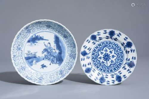 Two Chinese blue and white plates with a hunting s...