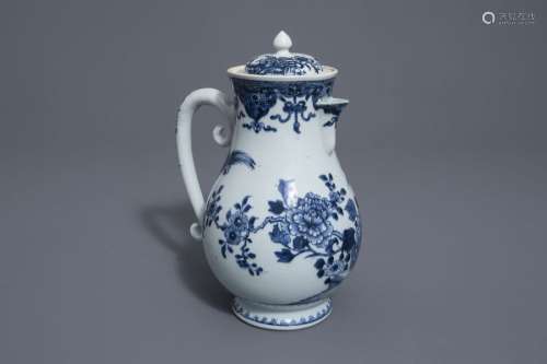 A very large Chinese blue and white ewer with flor...