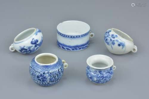 A group of five Chinese 19th Century blue and white