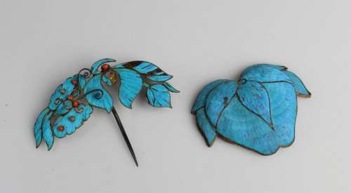 A Two Piece Kingfisher Hair Ornament