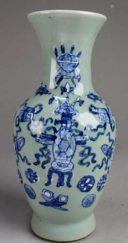 Chinese Porcelain Vase