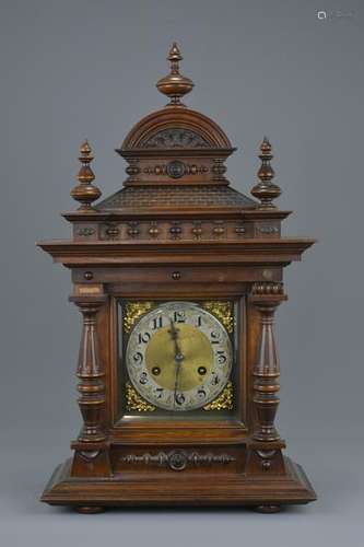 A Victorian oak cased two train mantle clock in working