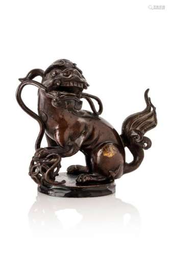 CHINE, XIXe siècle Statuette en bronze de patine b…