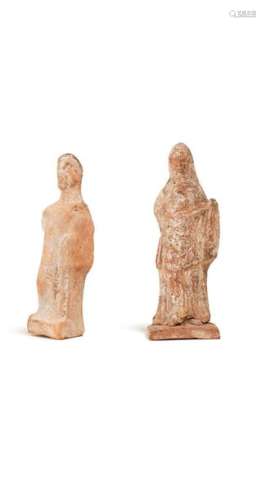 Set of two statuettes, one of which is a Peplophor…