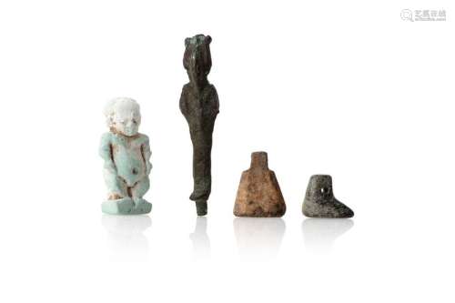 Lot including a Patèque amulet in the form of a dw…