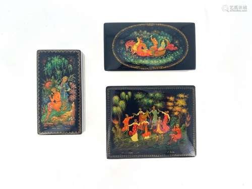 Set of 3 rectangular boxes made of polychrome lacq…