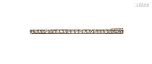 Barrette brooch in 18 K white gold (750 °/°°) set …