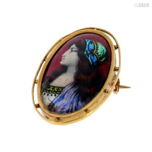 Oval brooch set with a polychrome enamel of Limoge…