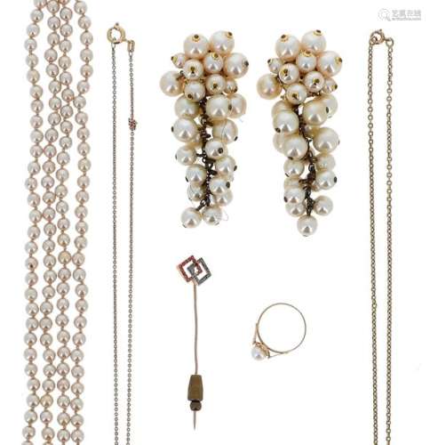 Jewellery set comprising : an 18 K (750°/°°) yello…