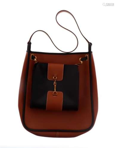HERMES Shoulder bag in two tone brown and light br…