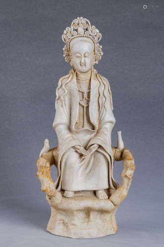 A Chinese Hutian Kiln Porcelain Guanyin Statue