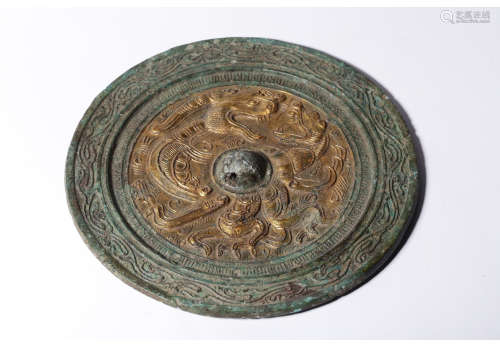 A Chinese Beast Pattern Gilding Bronze Mirror