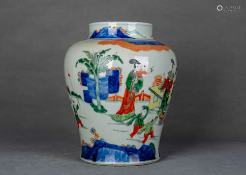 A Chinese Colorful Blue and White Porcelain Tank