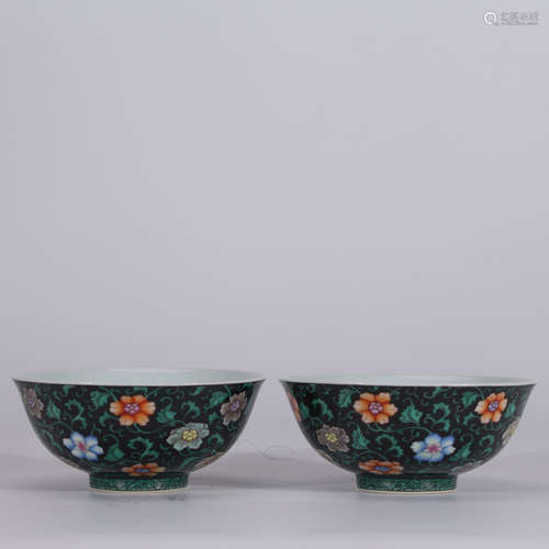 A Pair of Chinese Black Land Floral Porcelain Bowls