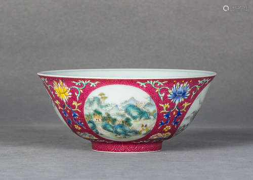 A Chinese Famille Rose Porcelain Bowl