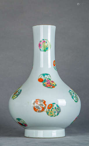 A Chinese Famille Rose Porcelain Vase