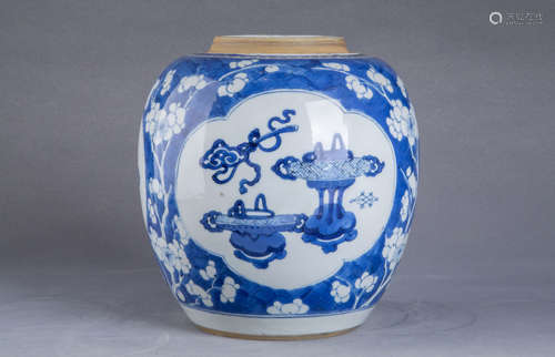 A Chinese Blue and White Porcelain Jar