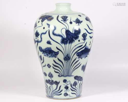 A Chinese Blue and White Porcelain Plum Vase