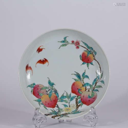 A Chinese Famille Rose Porcelain Plate