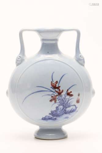 A Chinese Blue and White Porcelain Double-eared Flask