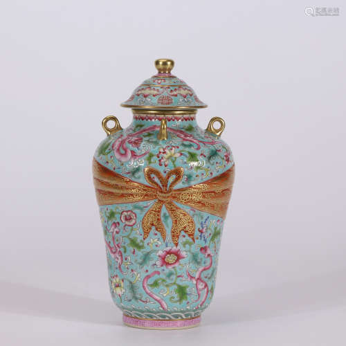 A Chinese Floral Porcelain Covered Jar