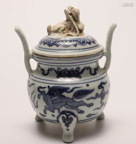 A Chinese Blue and White Porcelain Incense Burner