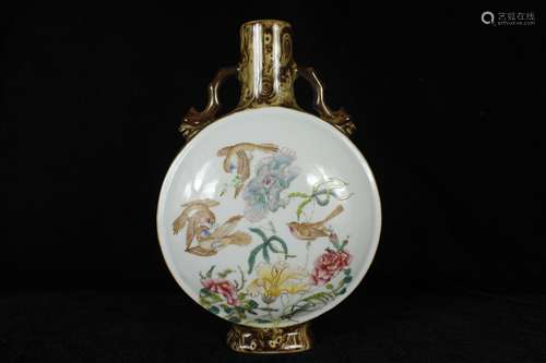 A Chinese Famille-Rose Porcelain Vase