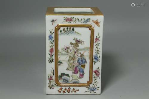 A Chinese Famille-Rose Porcelain Brush Pot