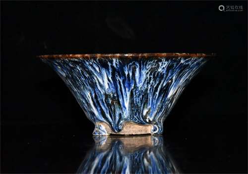 A Chinese Flambe Glazed Porcelain Bowl