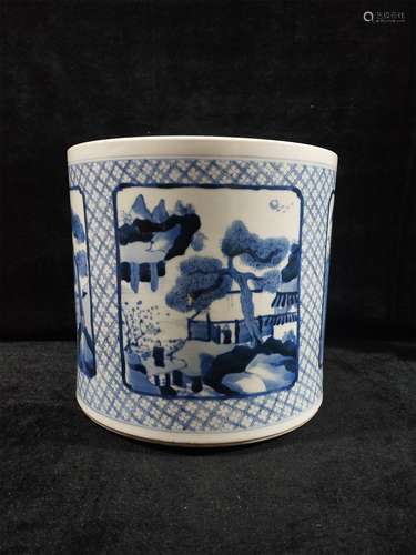 A Chinese Blue and White Porcelain Brush Pot