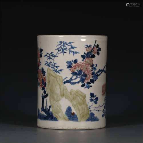 A Chinese Iron-Red Glazed Blue and White Porcelain Brush Pot