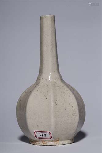 A Chinese Porcelain Vase