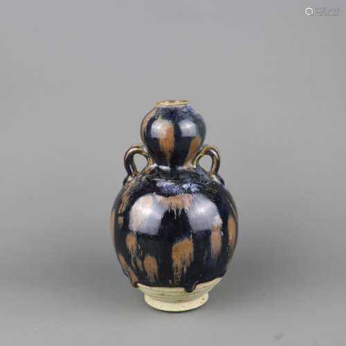 A Chinese Black Glazed Porcelain Double Gourd Vase