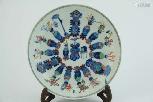 Qing dynasty contending colors plate with flowers pattern