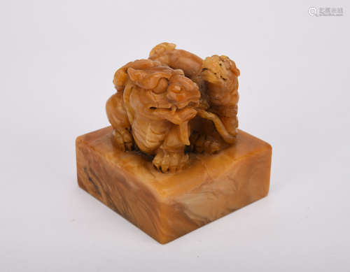 Qing dynasty Shoushan Stone beast seal