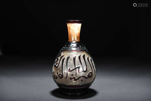 Qing dynasty glassware arabic bottle