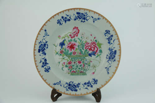 Qing dynasty plate with flowers pattern