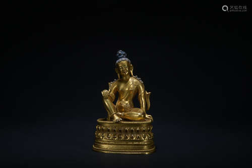 The 17th century gilt bronze  sitting statue of Gwan Yin