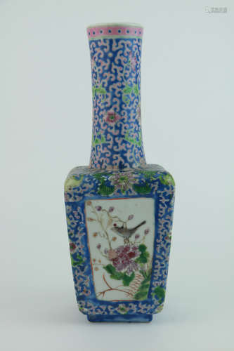 Qing dynasty famille rose bottle with flowers and birds pattern