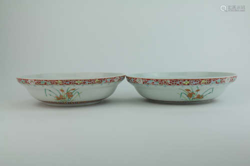 Qing dynasty famille rose plate  with flowers pattern 1*pair