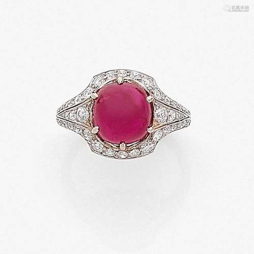 J.E. CALDWELL ANNÉES 1930 BAGUE RUBIS CABOCHON PAV…